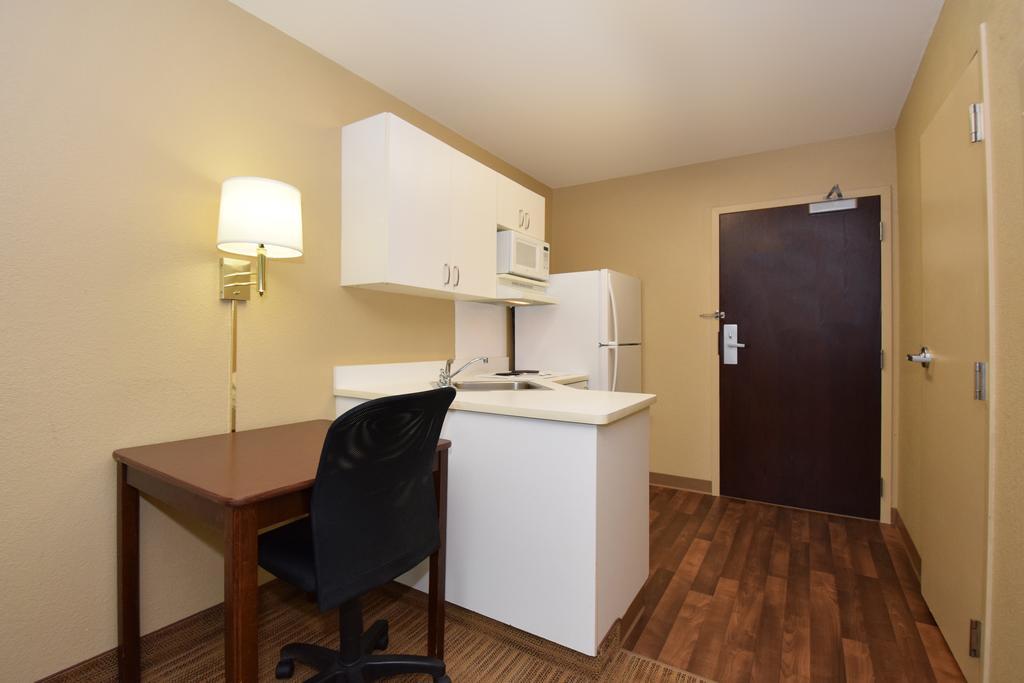 Extended Stay America Suites - Seattle - Northgate エクステリア 写真